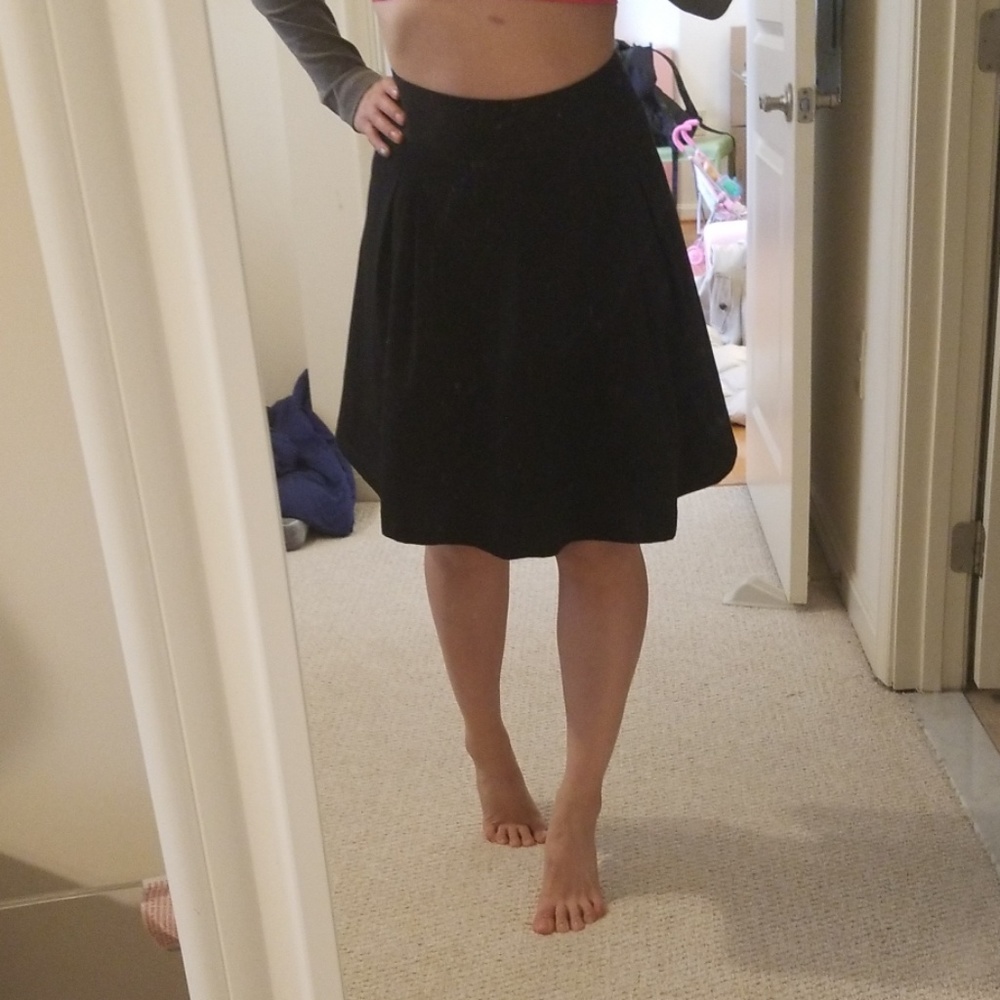 Black swing skirt